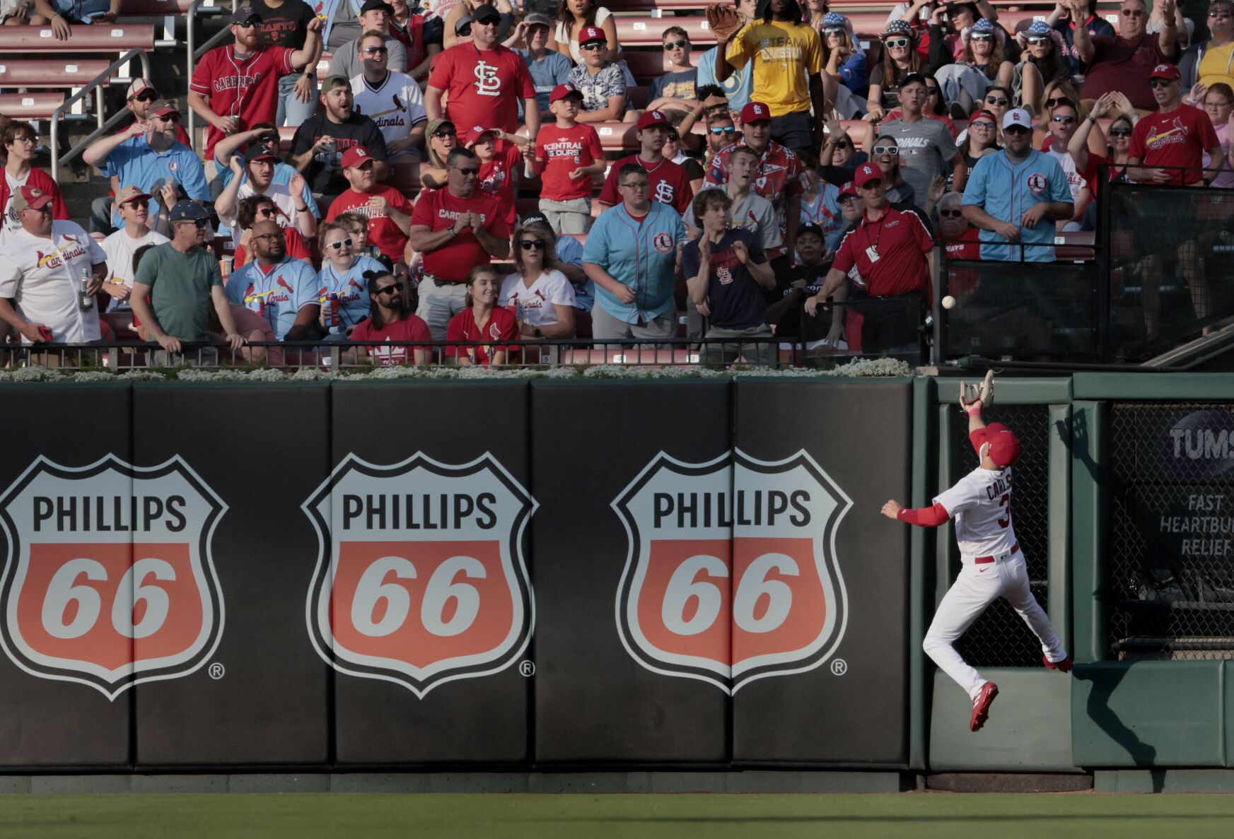 Game 2 of St. Louis Cardinals and San Francisco Giants series